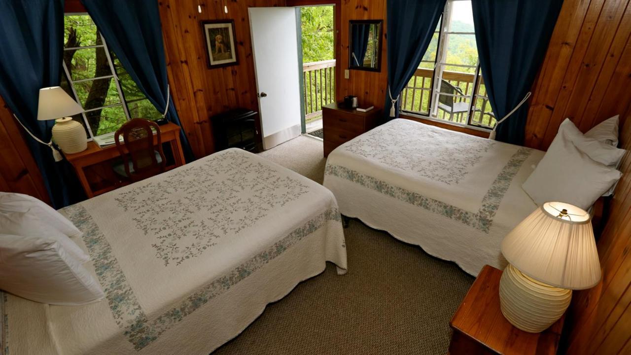 Alpine Inn Little Switzerland Eksteriør billede
