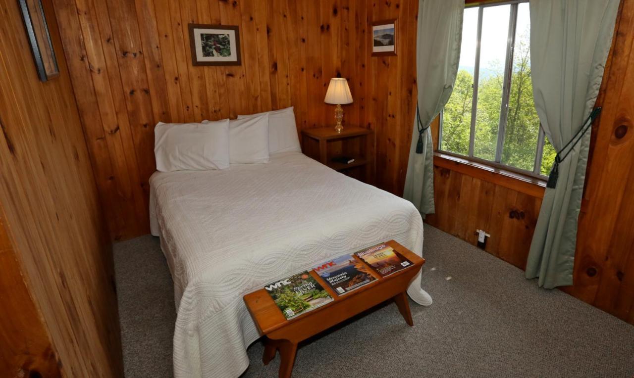 Alpine Inn Little Switzerland Eksteriør billede
